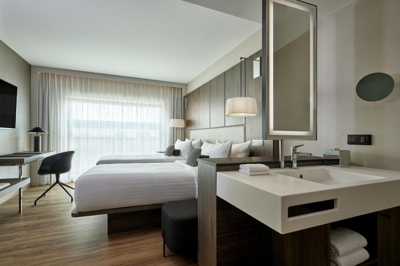 Ac Hotel By Marriott Strasbourg Exterior photo